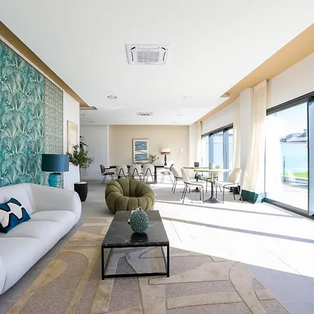 Oasis 325 Kronos - 3 Bedroom
