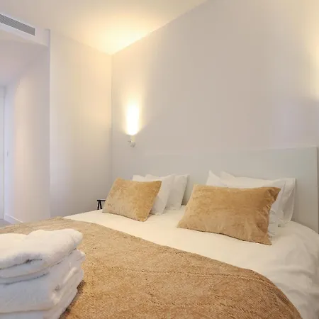 Oasis 325 Kronos - 3 Bedroom *
